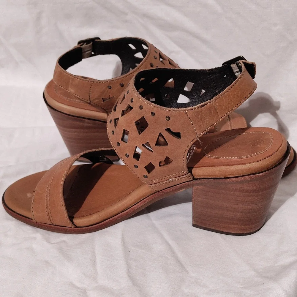 Ariat leather sandals